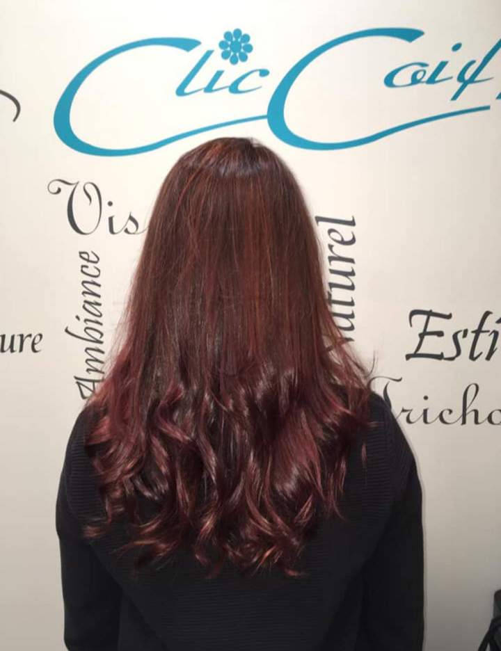 Professional hair coloring in Laval